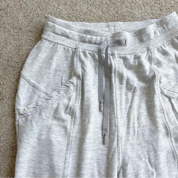 LULULEMON sweatpants - Picture 2 of 3